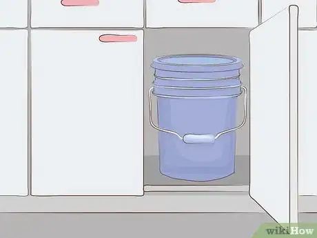 Imagen titulada Compost Indoors Step 4