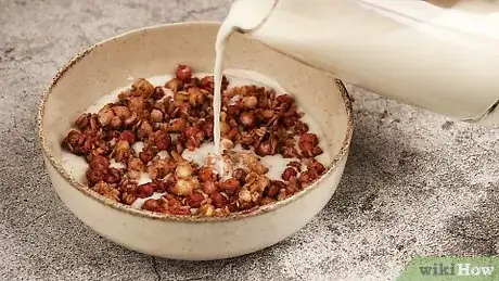 Imagen titulada Eat Muesli Step 1