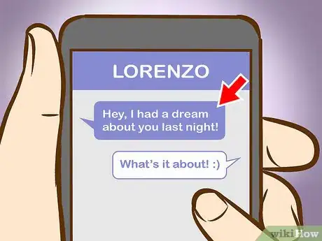 Imagen titulada Flirt with a Guy over Text Step 1