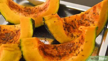 Imagen titulada Bake Kabocha Squash Step 13