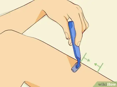 Imagen titulada Shave With Conditioner Step 8