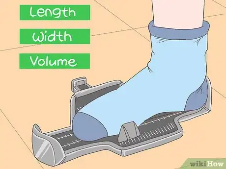 Imagen titulada Prevent Heel Lift in Hiking Boots Step 1