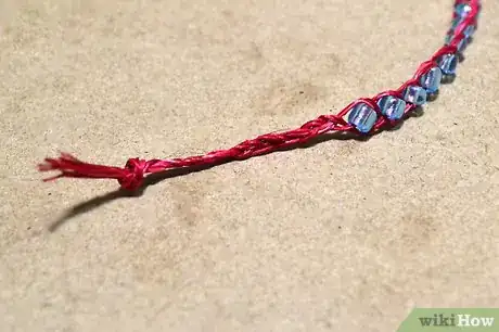 Imagen titulada Make a Wish Bracelet Step 9