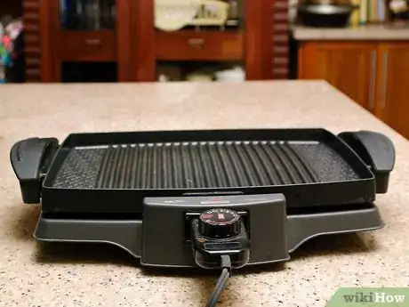 Imagen titulada Use a Griddle Step 2