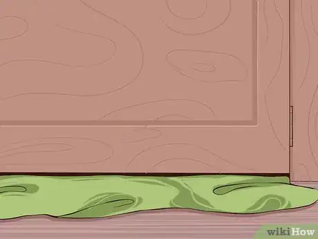 Imagen titulada Smoke Without Getting Caught Step 1