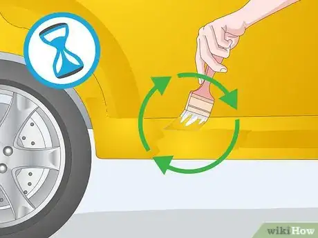 Imagen titulada Touch Up Car Paint Step 12