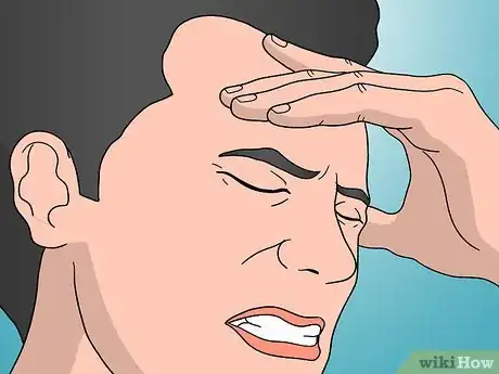 Imagen titulada Tell if Your Eyes Are Going Bad Step 2