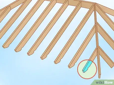 Imagen titulada Build a Hip Roof Step 6