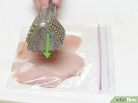 Imagen titulada Cook a Chicken Breast Step 8