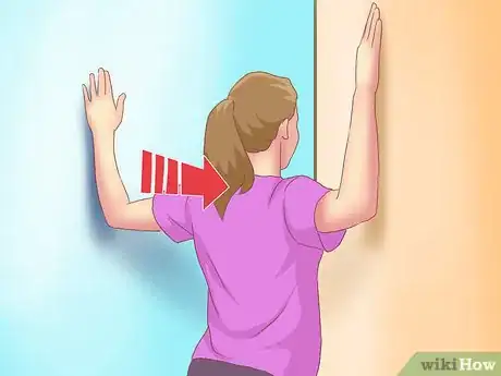 Imagen titulada Stretch Your Neck Step 11