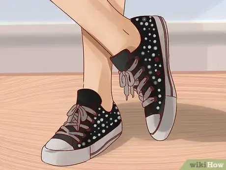 Imagen titulada Be Goth in Middle School Step 2
