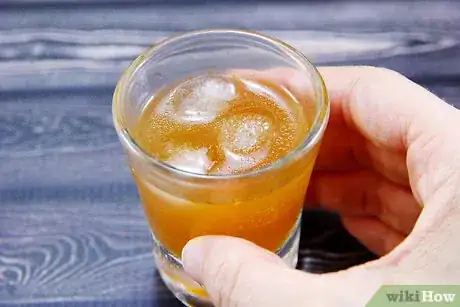 Imagen titulada Make a Suicide Shot (a Mixed Drink) Step 5
