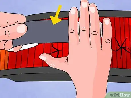 Imagen titulada Fix Car Tail Lights Step 7Bullet1
