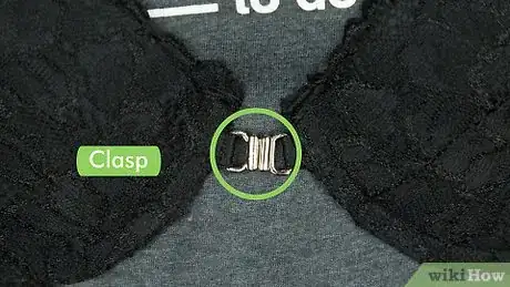 Imagen titulada Unhook a Bra Step 12