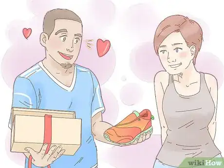 Imagen titulada Keep a Man Interested Step 4