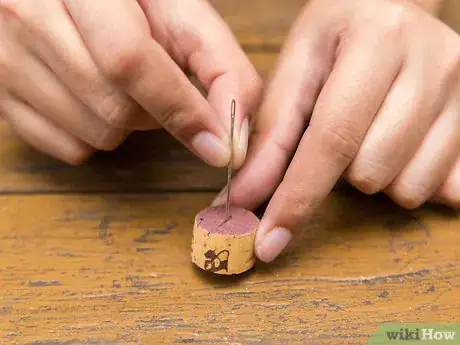 Imagen titulada Make an Oil Lamp Step 4