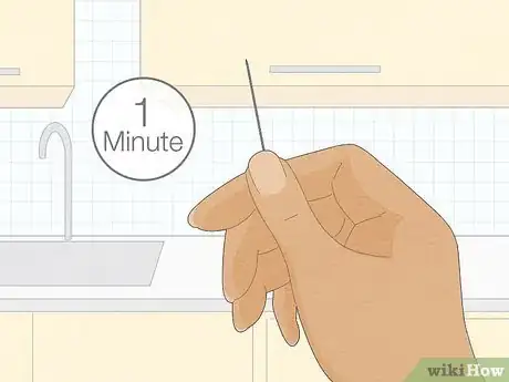 Imagen titulada Pop a Pimple Step 10