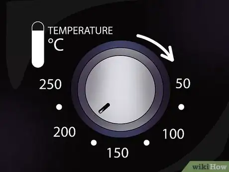 Imagen titulada Fix a Burnt Cake Step 10