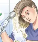 aclarar el pelo teñido