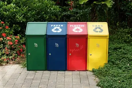 Imagen titulada Trash_Recycling_with_Disposal_Containers