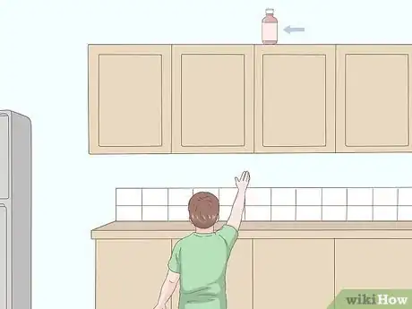 Imagen titulada Apply Calamine Lotion Step 8