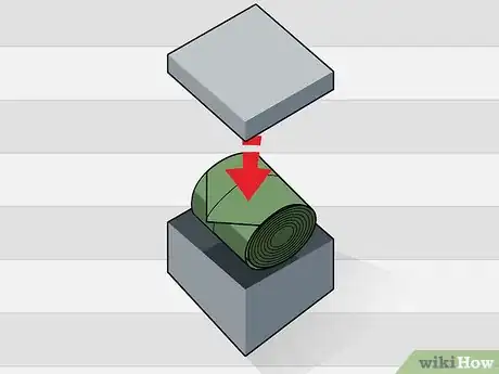 Imagen titulada Fold Ties Step 11