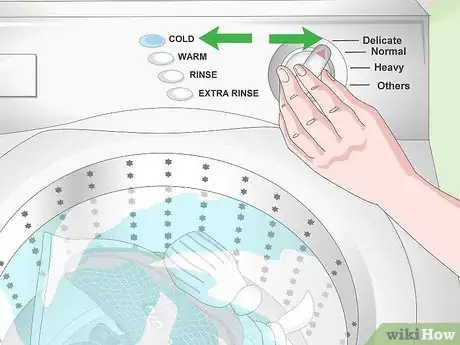 Imagen titulada Clean Mesh Shoes Step 11
