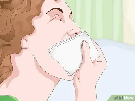 Imagen titulada Eat a Hot Dog Step 17