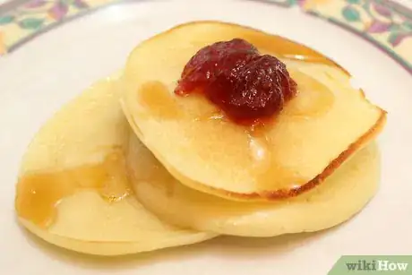 Imagen titulada Make Buttermilk Pancakes Step 7