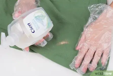 Imagen titulada Remove Paint from Your Shirt Step 4
