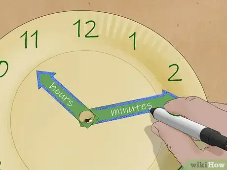 Imagen titulada Make a Paper Clock Step 17