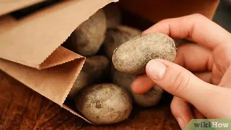 Imagen titulada Cook Purple Potatoes Step 19