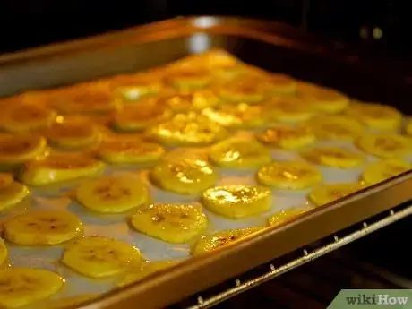 Imagen titulada Make Banana Chips Step 5
