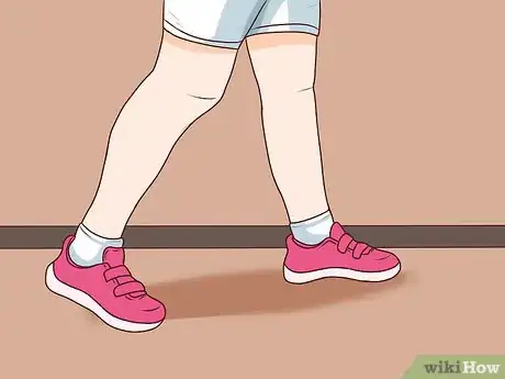 Imagen titulada Hit a Kick Serve in Tennis Step 2