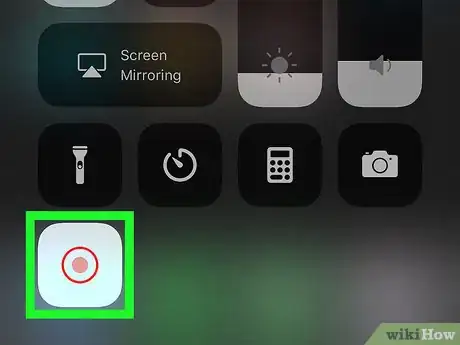 Imagen titulada Record Your Screen on iPhone or iPad Step 7