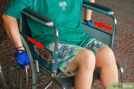 Imagen titulada Use a Manual Wheelchair Step 6