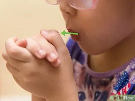 Imagen titulada Make an Ocarina with Your Hands Step 5