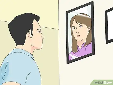 Imagen titulada Make Eye Contact With a Girl Step 12