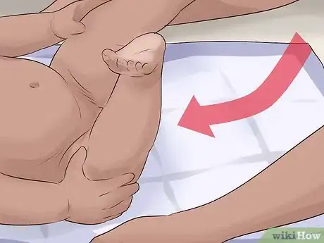 Imagen titulada Help a Male Child Provide a Urine Sample Step 31