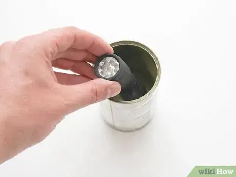Imagen titulada Make a Fly Trap Step 16