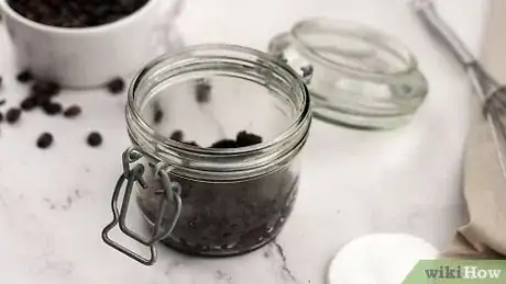 Imagen titulada Make a Sugar and Coffee Scrub Step 13