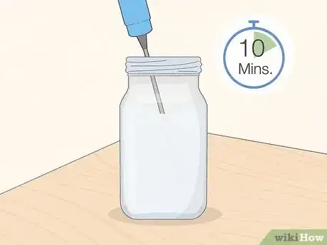 Imagen titulada Make Your Own Natural Body Cream Step 12