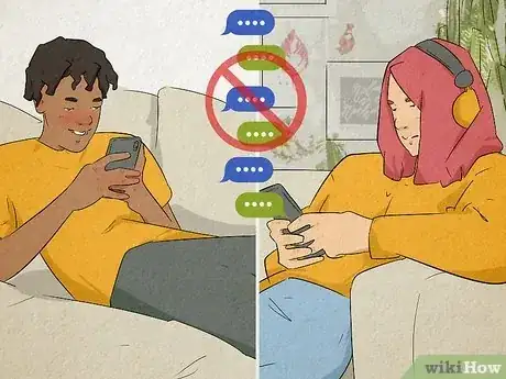 Imagen titulada React When a Boy Asks You Out Step 7