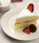 decorar un pastel con fresas