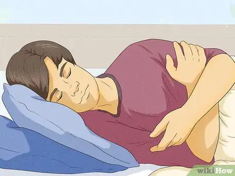 Imagen titulada Have a Dream About Your Crush Step 4