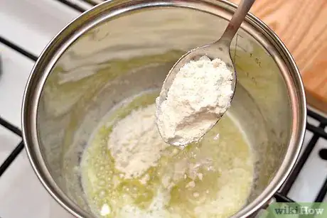 Imagen titulada Make Béchamel Sauce Step 3