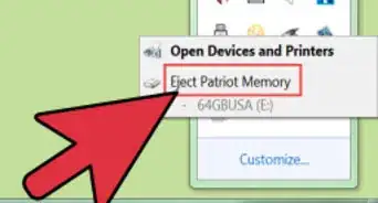introducir una unidad USB en la computadora