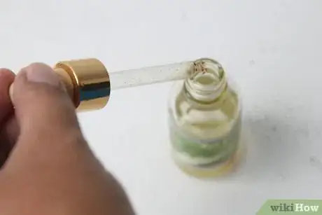 Imagen titulada Apply Toothpaste on Pimples Step 16