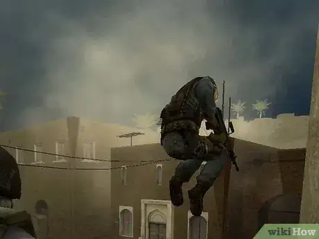 Imagen titulada Be Harder to Hit in Counter Strike Step 2