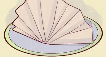 poner la mesa para una cena
